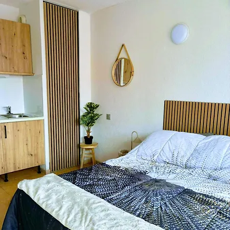 Lvam - Cozy Renovated Ferris Wheel View Pool Apartamento