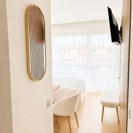Lvam - Cozy Renovated Ferris Wheel View Pool *