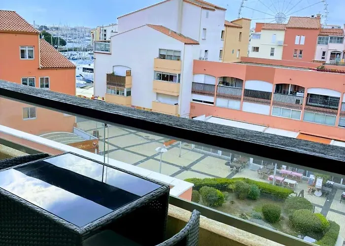 Apartment Cocon Vue Grande Roue, & Piscine, Parking & Clim *